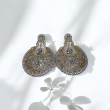 Load image into Gallery viewer, Dazzle
